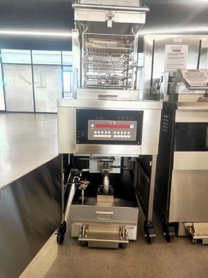 8HD Electric 17KW 380V 55L 5 Fry Tray Big Productivity Broaster Chicken Pressure Fryer