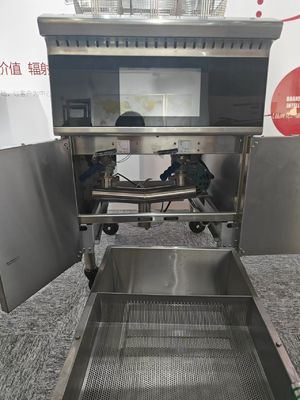 Electric Two Pots 3 Baskets Touchscreen Panel With Oil Filter System Fryer